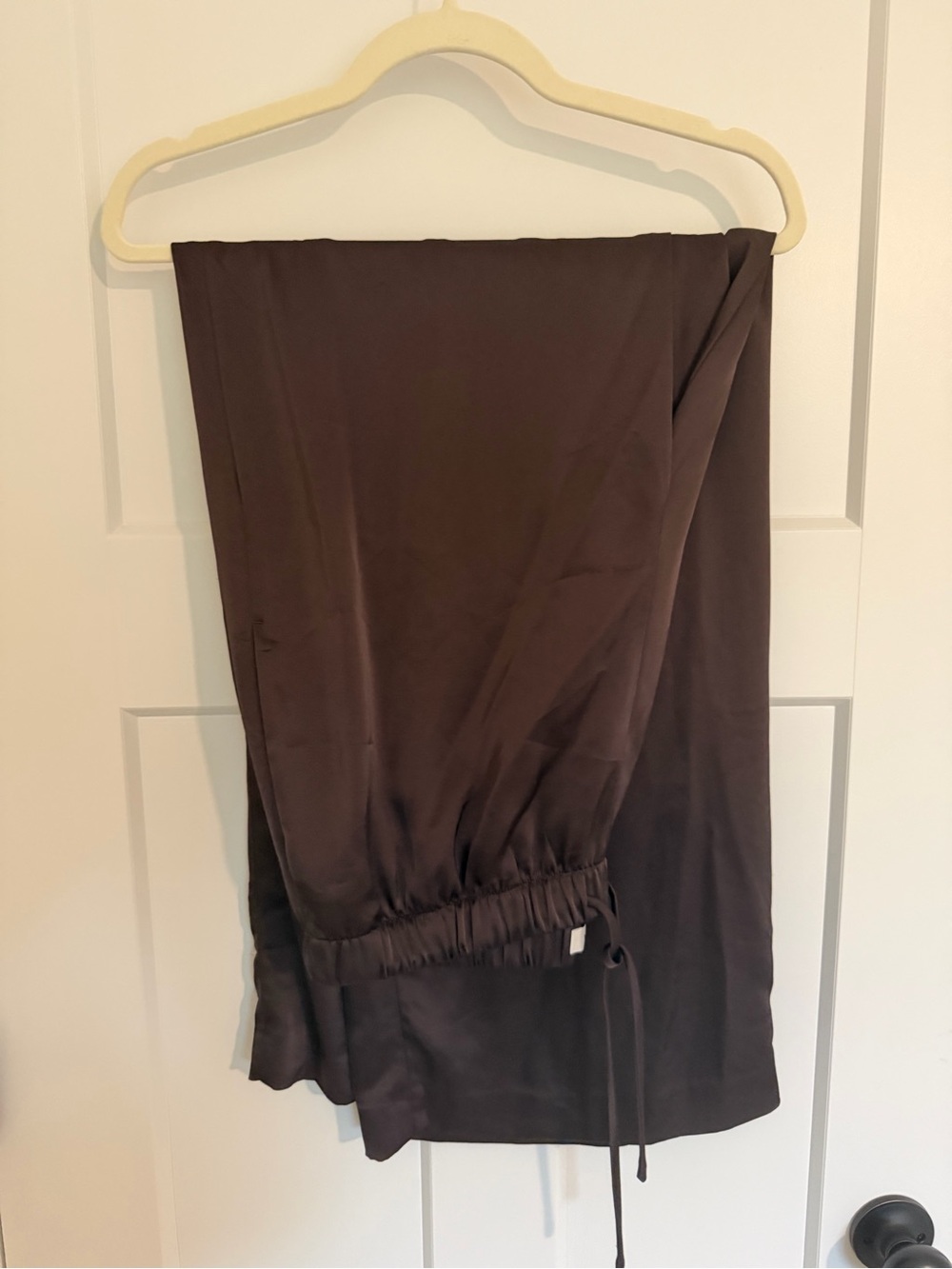 Aritzia satin Lodge pants in size large